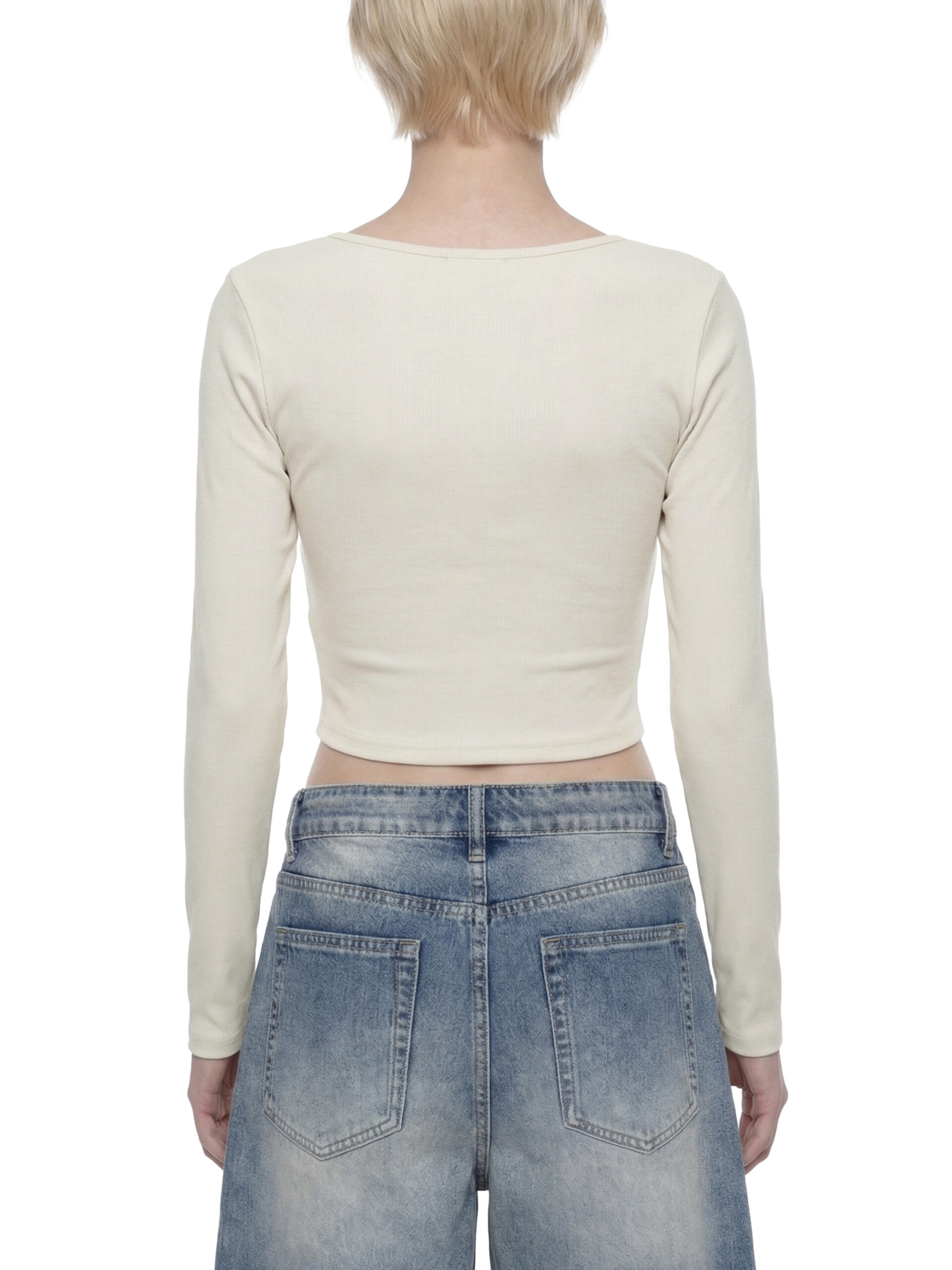 South Vinland – Women’s Touchmark Ruched Long Sleeve Crop · G001 - Image 9
